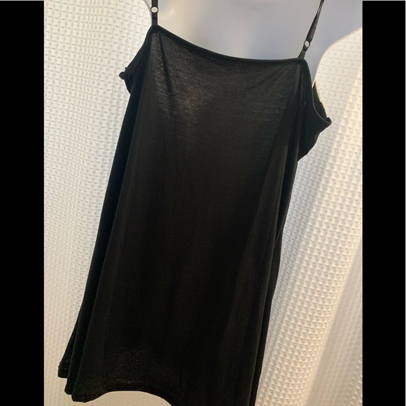 Summer halter dress - Picture 3 of 5